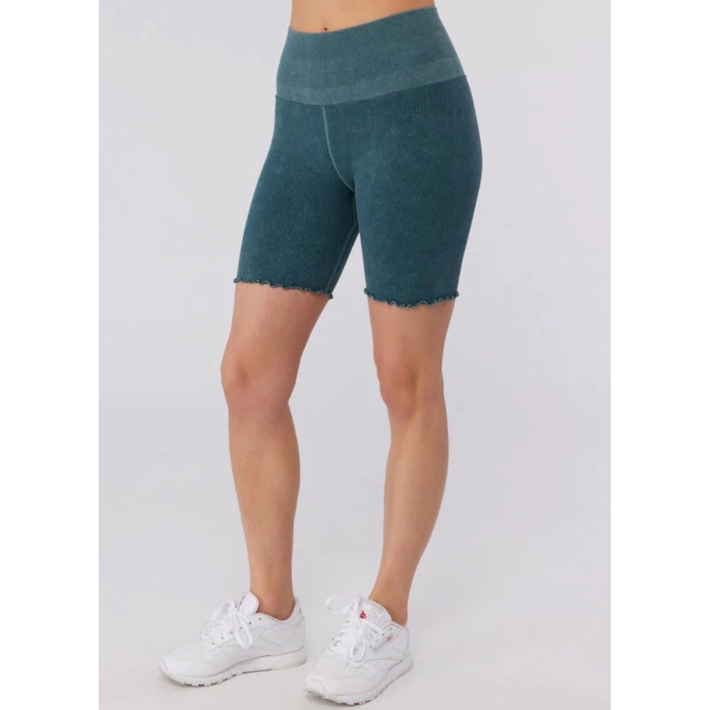 Spiritual Gangster Ruffle Seamless Bike Shorts Foliage Mineral Wash Green M/L